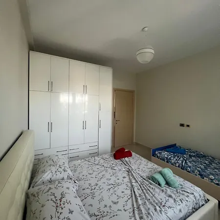 Апартаменты Beachside One-bedroom Retreat Голем